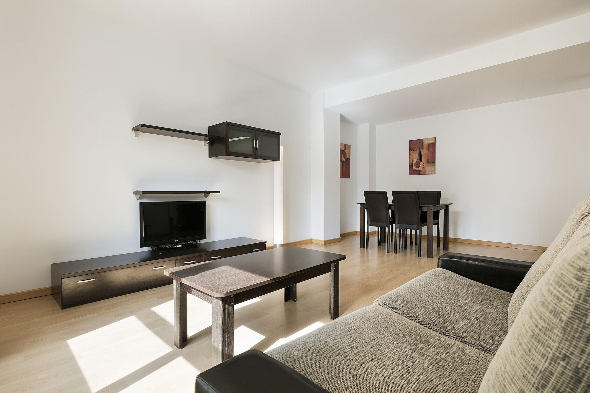 Madrid Airport Suites, Affiliated By Melia Eksteriør bilde