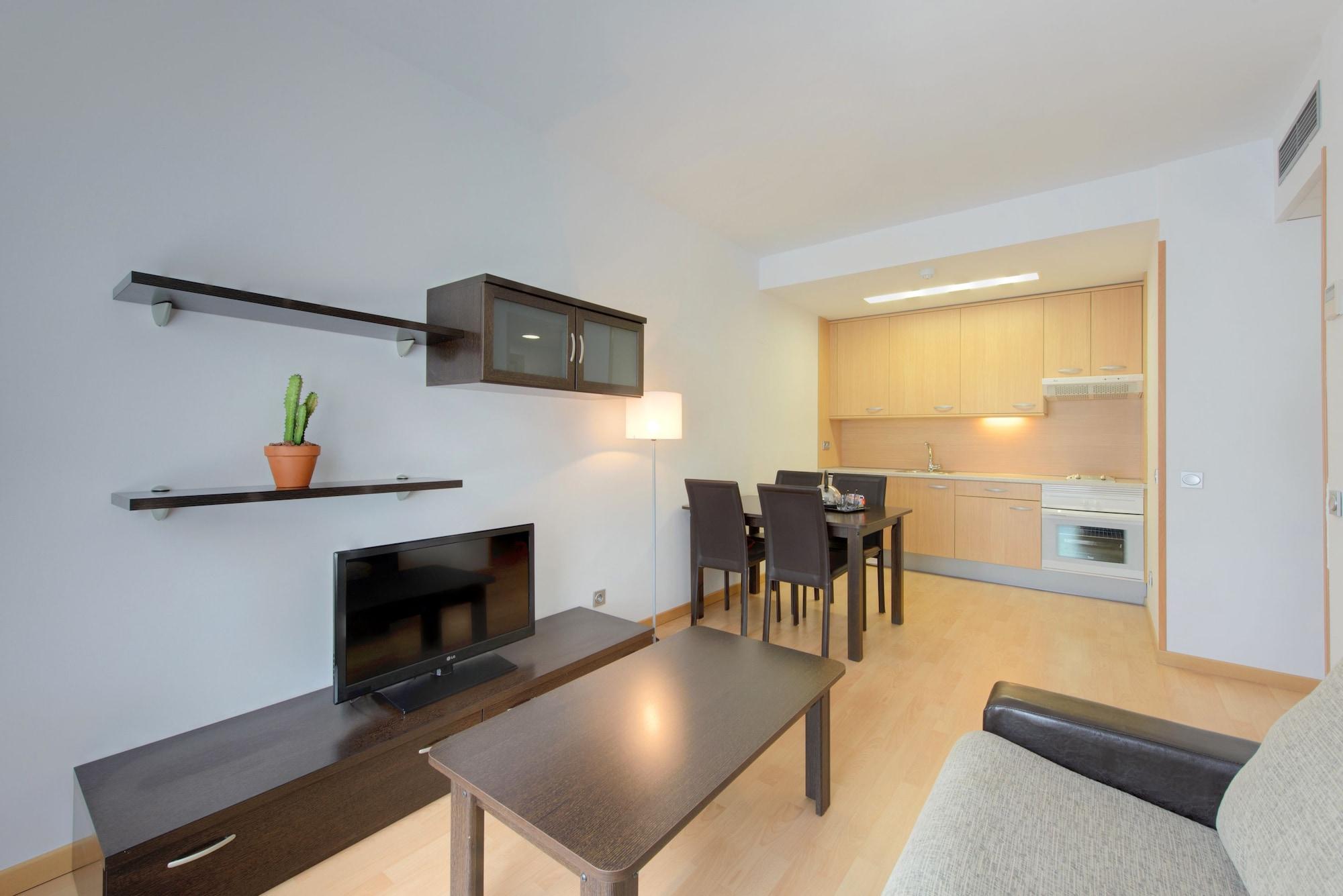 Madrid Airport Suites, Affiliated By Melia Eksteriør bilde