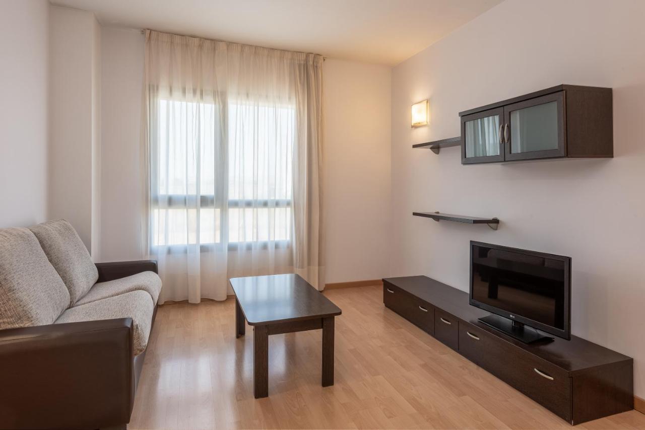 Madrid Airport Suites, Affiliated By Melia Eksteriør bilde